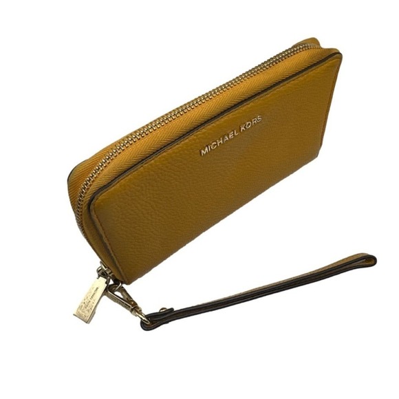 MICHAEL KORS Zipper Around Wallet - Picture 4 of 11